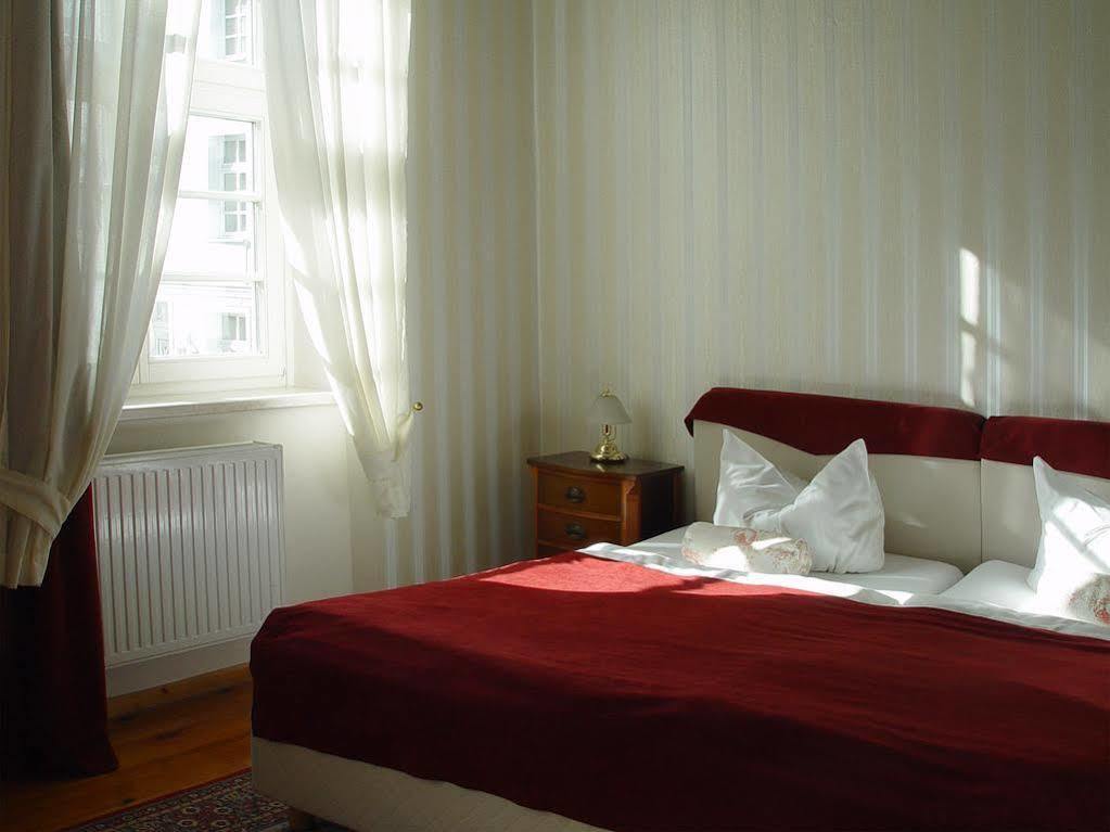 Hotel Altes Hafenhaus روستوك المظهر الخارجي الصورة