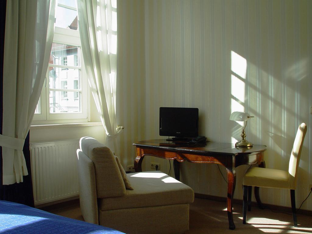 Hotel Altes Hafenhaus روستوك الغرفة الصورة
