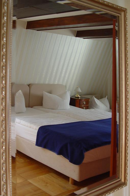 Hotel Altes Hafenhaus روستوك المظهر الخارجي الصورة