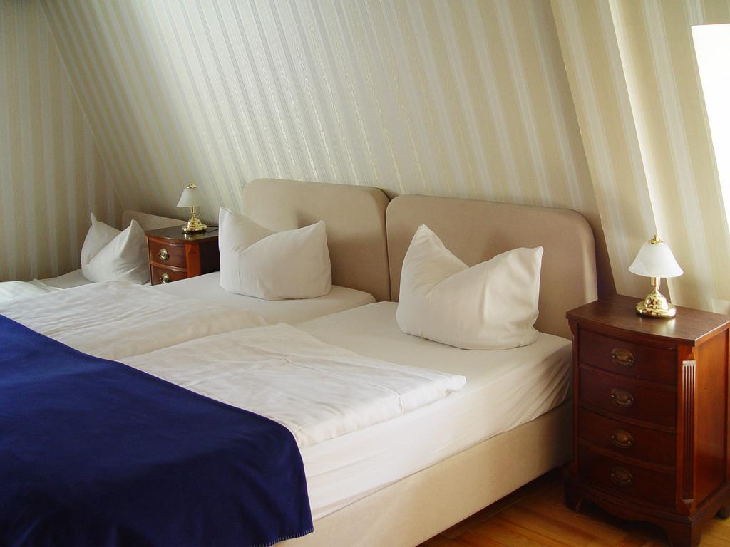 Hotel Altes Hafenhaus روستوك الغرفة الصورة