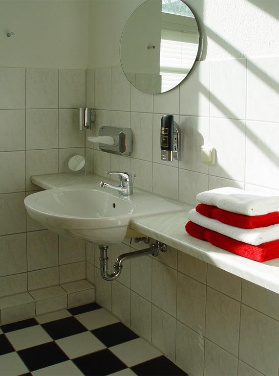 Hotel Altes Hafenhaus روستوك الغرفة الصورة