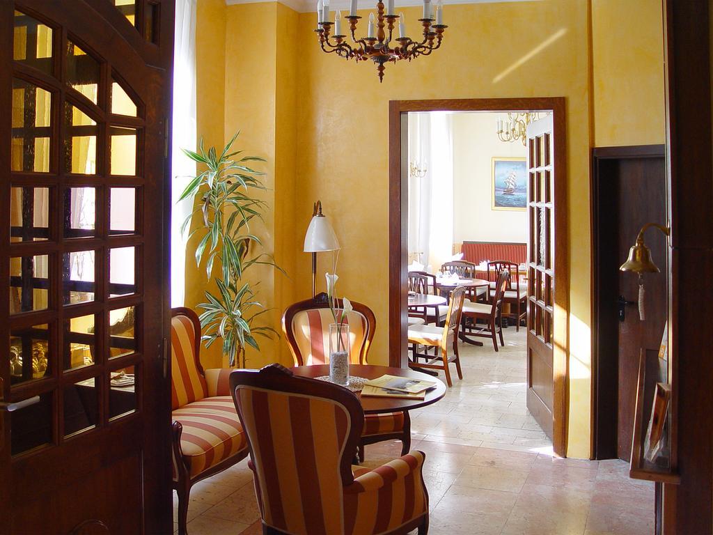 Hotel Altes Hafenhaus روستوك المظهر الخارجي الصورة